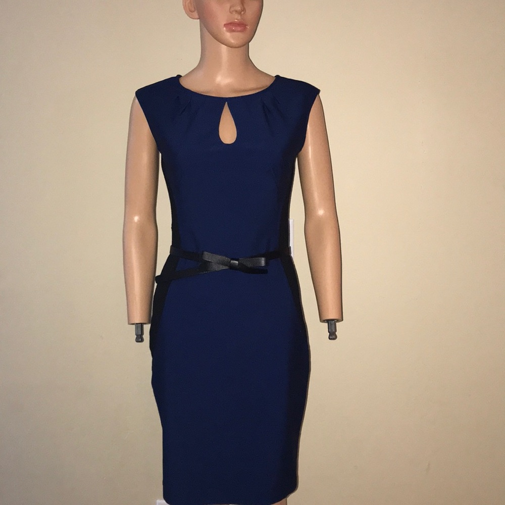 Beautiful good condition blue shift dress